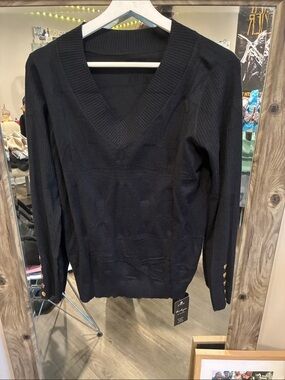 Akewei Medium Black V-Neck Women's Sweater with Button Cuffs